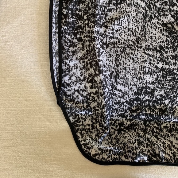 KENAR Blouse - Picture 5 of 11